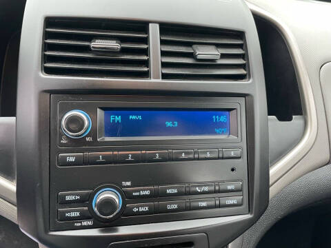 2016 Chevrolet Sonic LS Auto