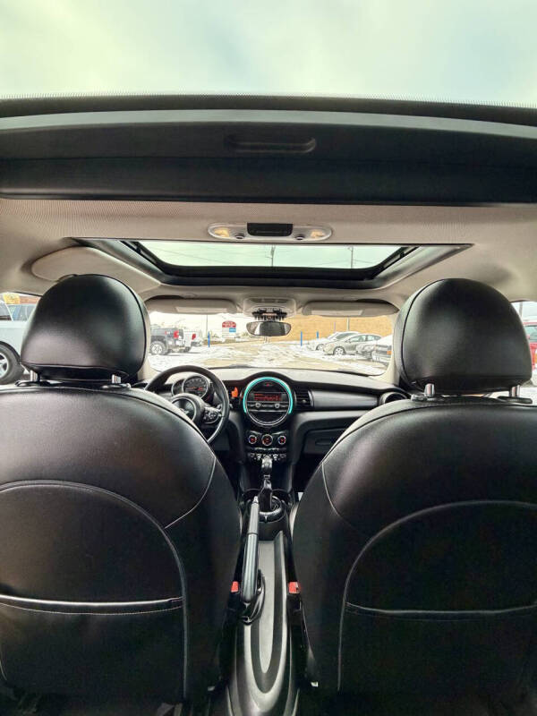 2016 MINI Hardtop 4 Door Cooper