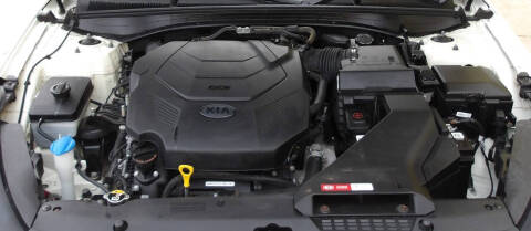 2019 Kia Cadenza Technology