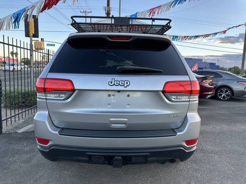 2015 Jeep Grand Cherokee Laredo