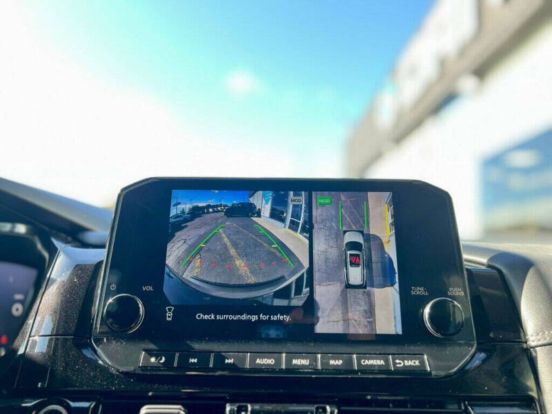 2022 Nissan Pathfinder Platinum