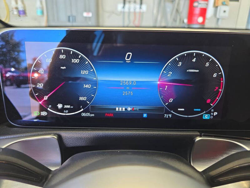 2025 Mercedes-Benz GLB GLB 250