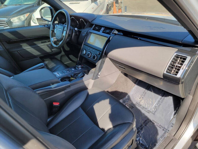 2019 Land Rover Discovery SE