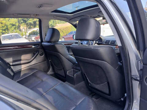 2004 BMW 3 Series 325i