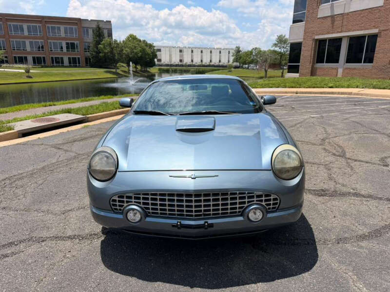 2005 Ford Thunderbird Deluxe