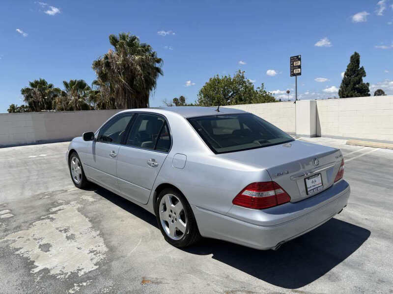 2005 Lexus LS 430