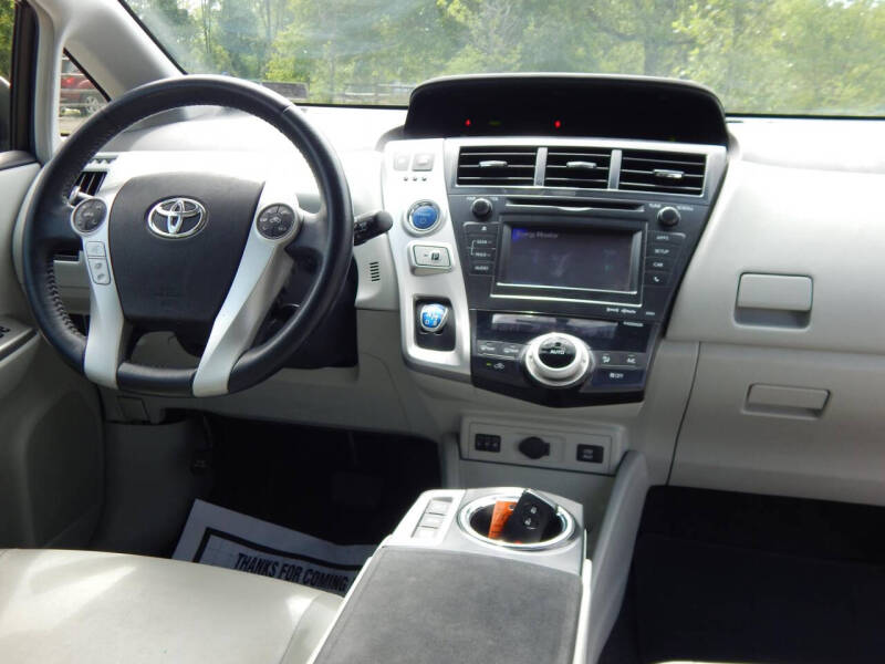 2013 Toyota Prius v