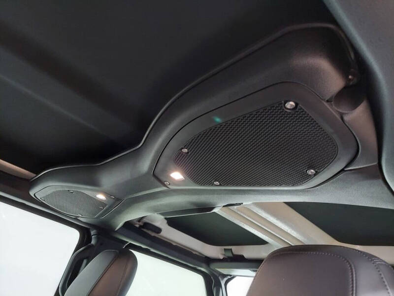 2024 Jeep Wrangler Rubicon X