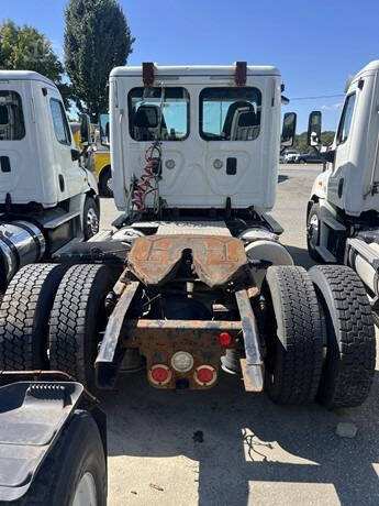 2015 Freightliner Cascadia