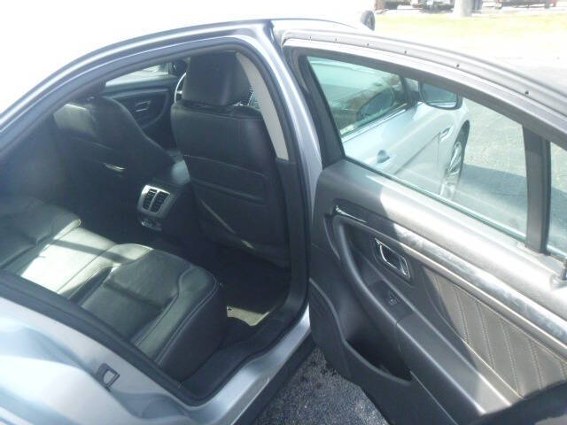 2010 Ford Taurus Limited