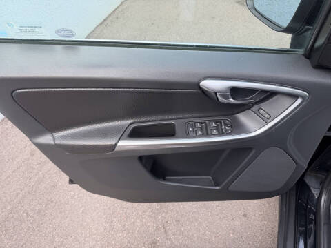 2012 Volvo XC60 T6