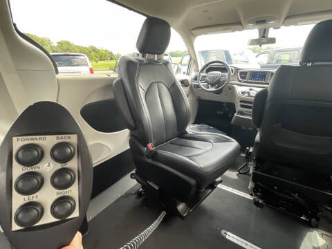 2018 Chrysler Pacifica Touring L
