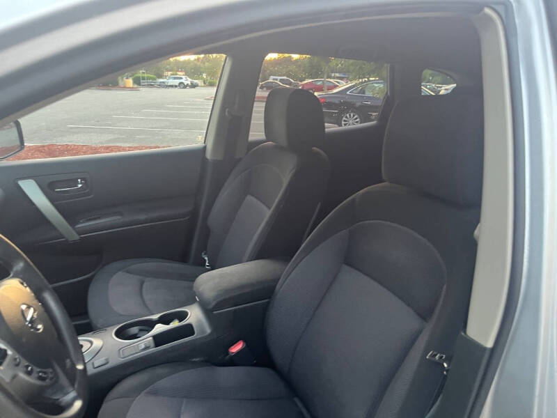 2012 Nissan Rogue SV