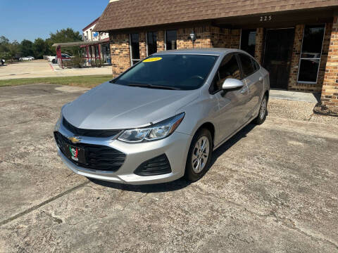 2019 Chevrolet Cruze for sale at Fabela's Auto Sales Inc. in Dickinson TX