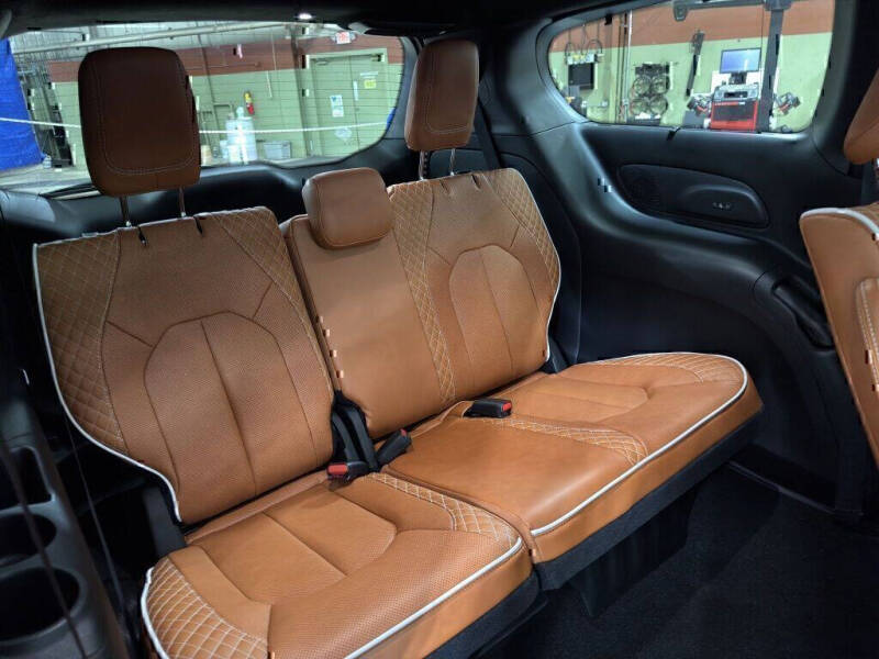 2026 Chrysler Pacifica Pinnacle