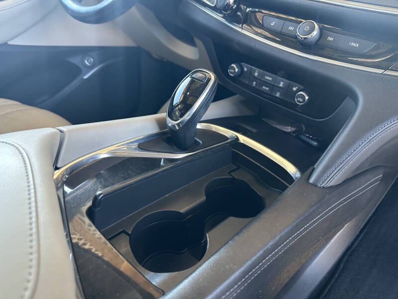 2019 Buick Enclave Essence