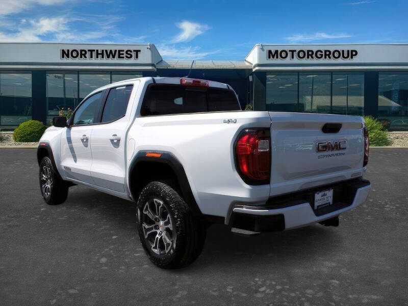 2024 GMC Canyon Elevation