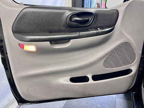 2001 Ford F-150 SVT Lightning