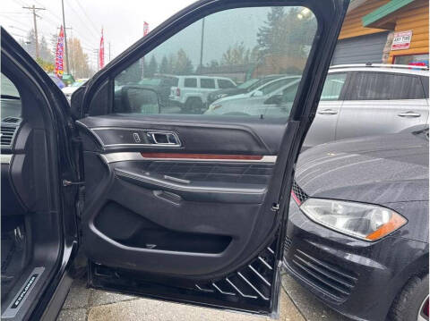 2017 Ford Explorer Platinum