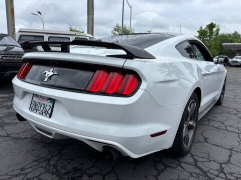 2015 Ford Mustang V6