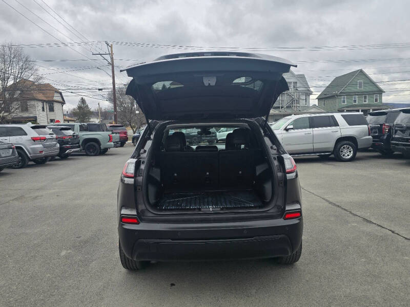 2021 Jeep Cherokee Altitude