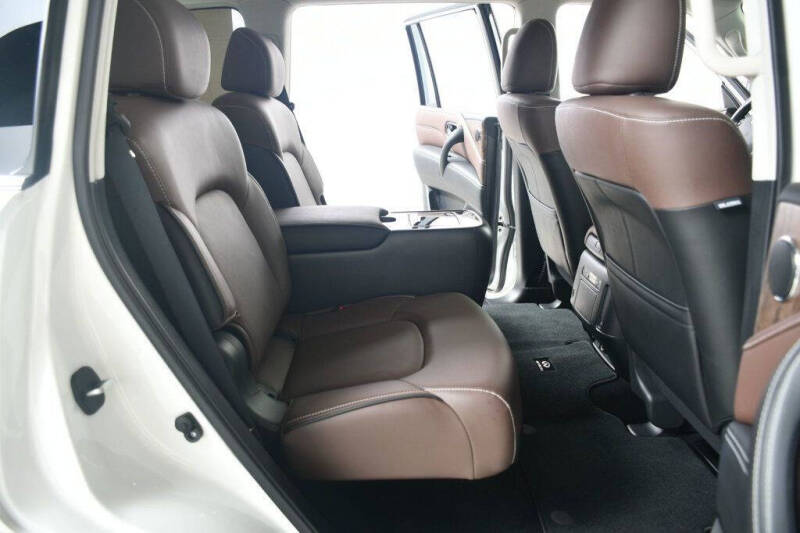 2024 Infiniti QX80 Premium Select