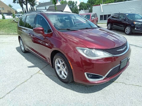 2018 Chrysler Pacifica Touring Plus