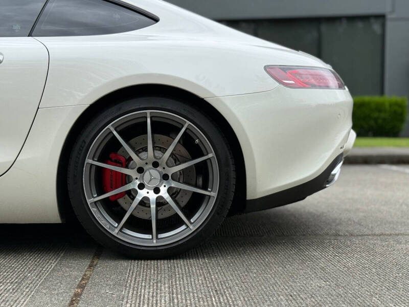 2017 Mercedes-Benz AMG GT S