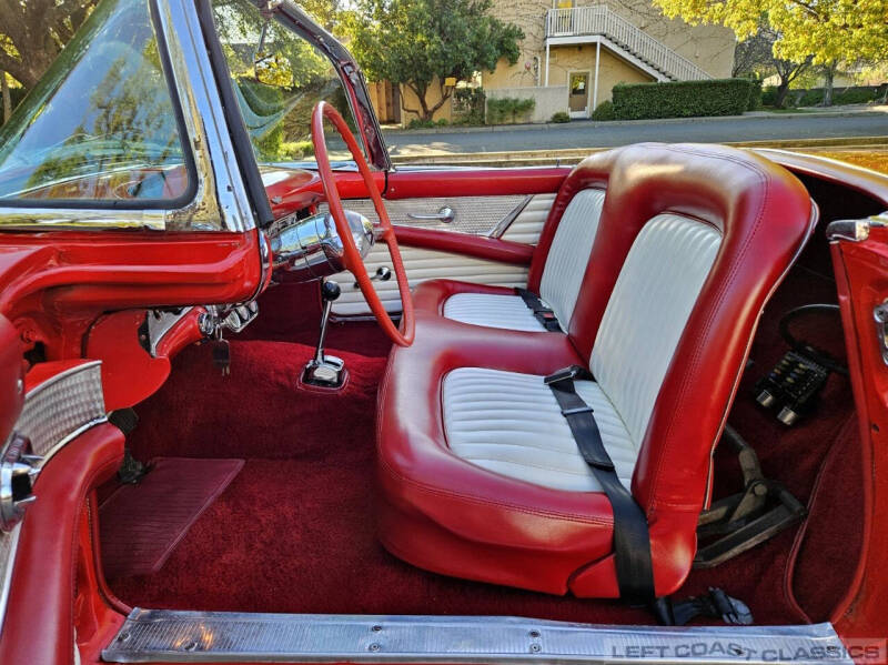 1955 Ford Thunderbird