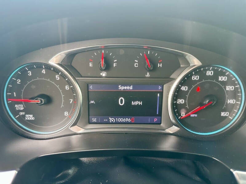 2022 Chevrolet Traverse LT Leather