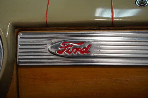 1946 Ford Super Deluxe