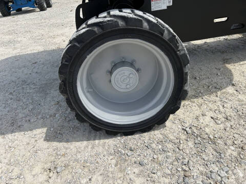 2016 Genie 65' Manlift