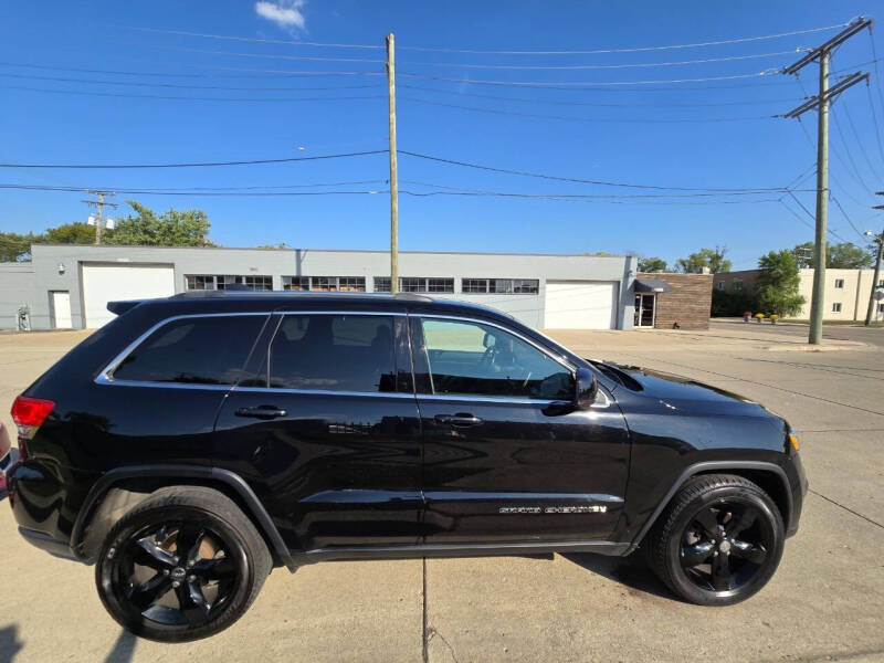 2019 Jeep Grand Cherokee Laredo