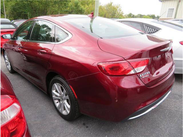 2017 Chrysler 200 Limited Platinum