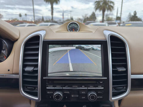 2014 Porsche Cayenne S