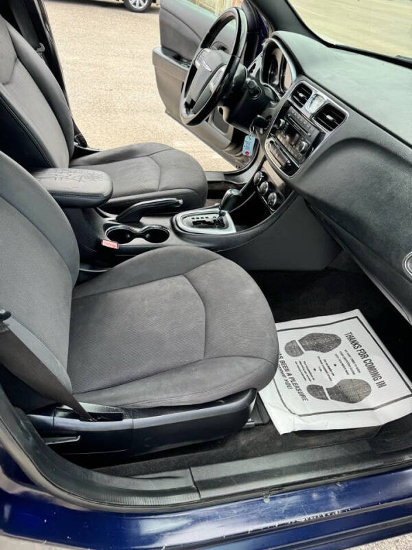 2013 Chrysler 200 Touring