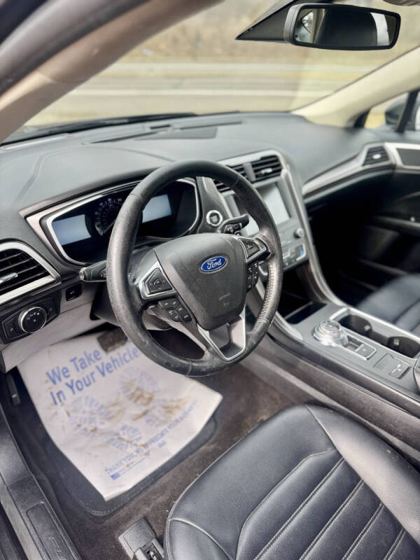 2019 Ford Fusion SEL