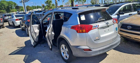 2013 Toyota RAV4 XLE