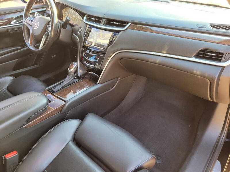 2013 Cadillac XTS Premium Collection