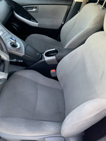 2014 Toyota Prius Two