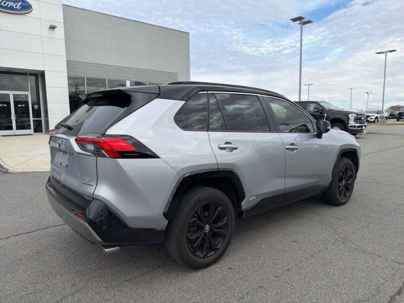 2024 Toyota RAV4 Hybrid XSE