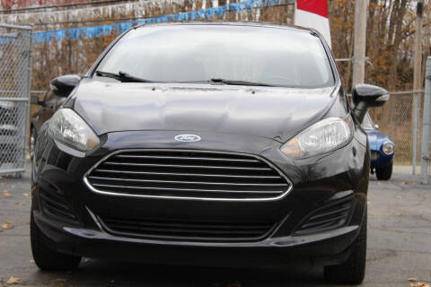 2015 Ford Fiesta SE