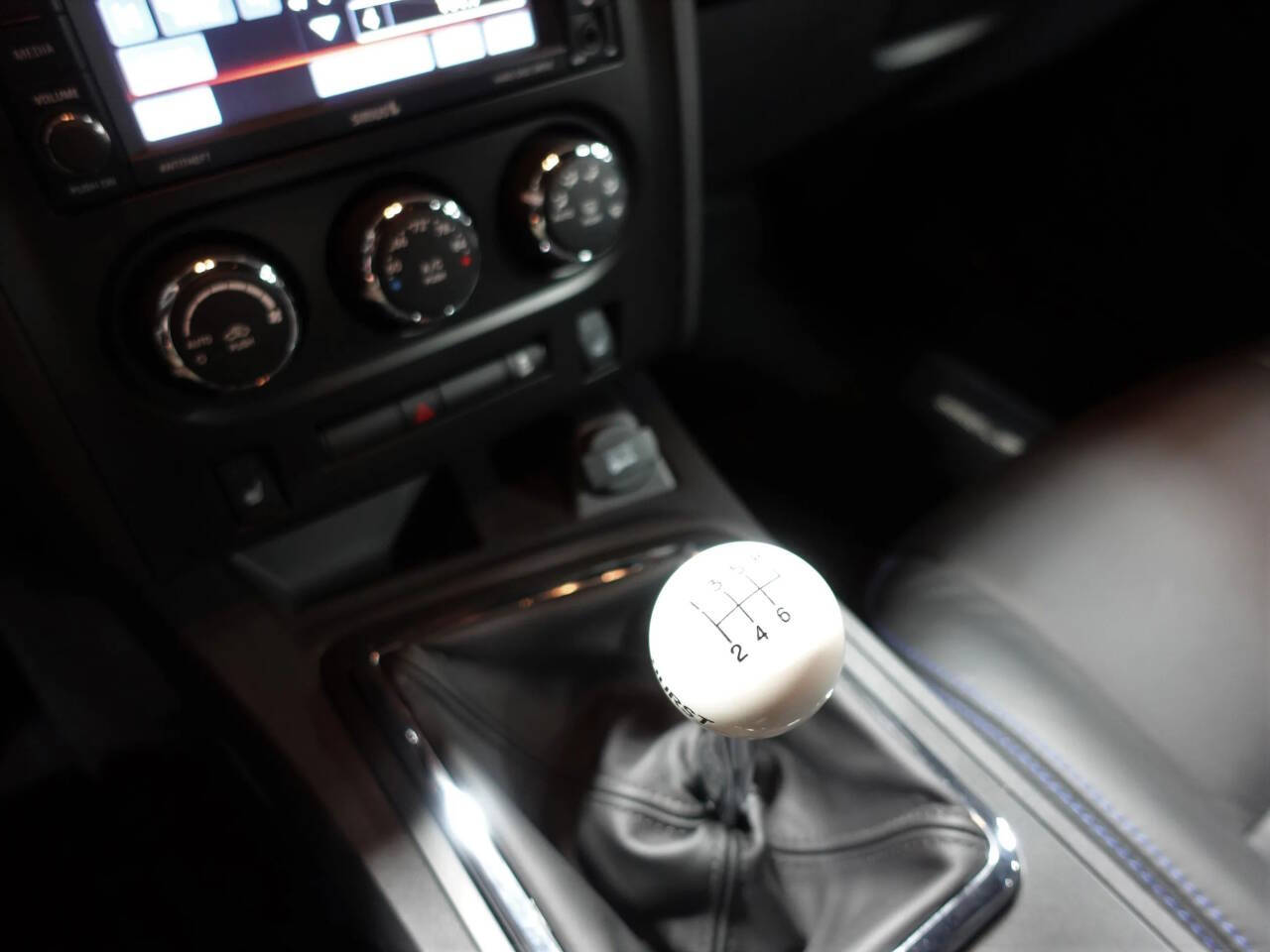 2014 Dodge Challenger 24
