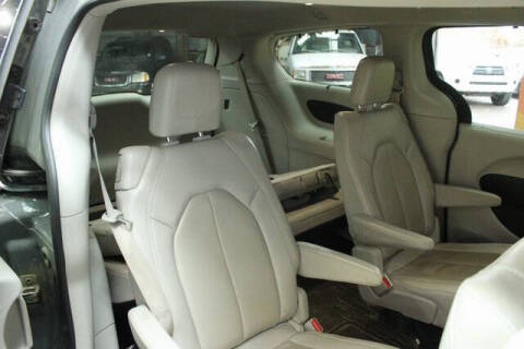 2020 Chrysler Pacifica Touring L