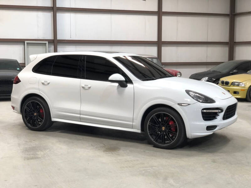 2013 Porsche Cayenne GTS