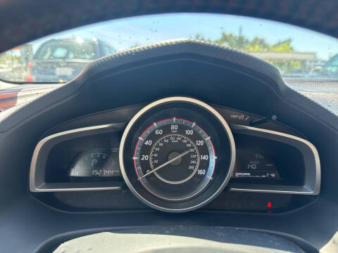 2015 Mazda MAZDA3 i Touring
