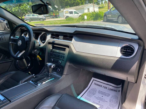 2011 Ford Mustang V6 Premium