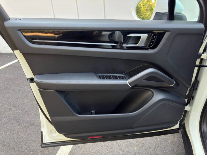 2020 Porsche Cayenne