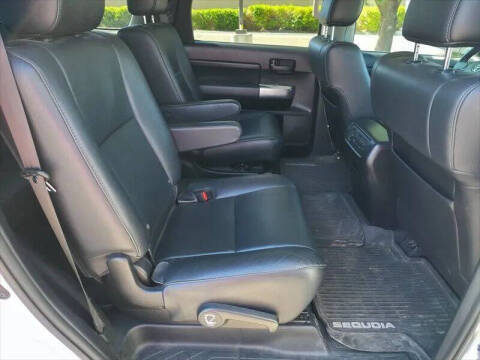 2019 Toyota Sequoia SR5