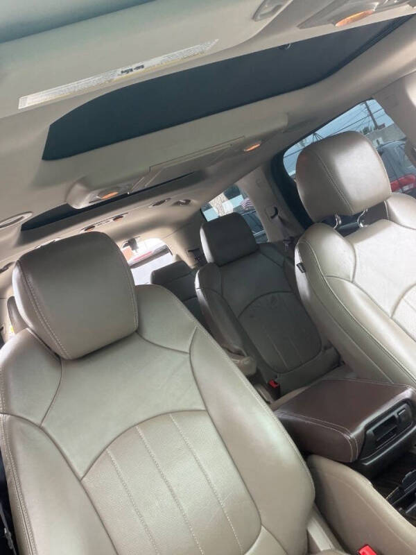 2016 GMC Acadia Denali